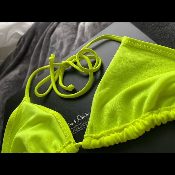 Bright yellow bikini top - Picture 4 of 4